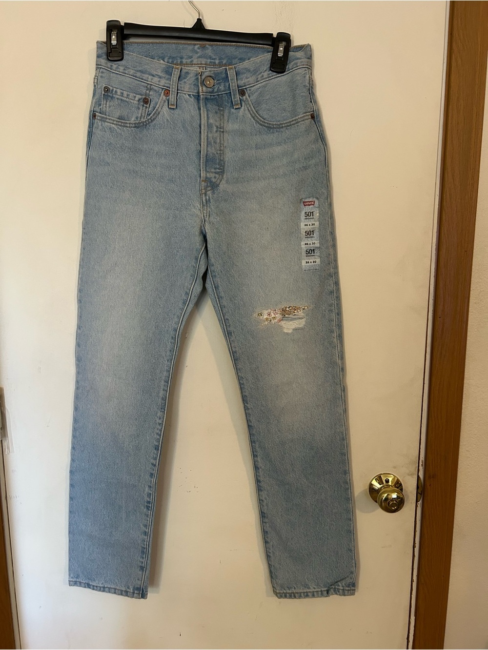 NWT Levi's 501 Original Fit Women's Jeans
26×30